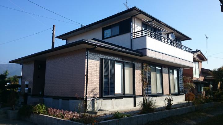 えびの市での屋根外壁塗装はリビング亀沢へ